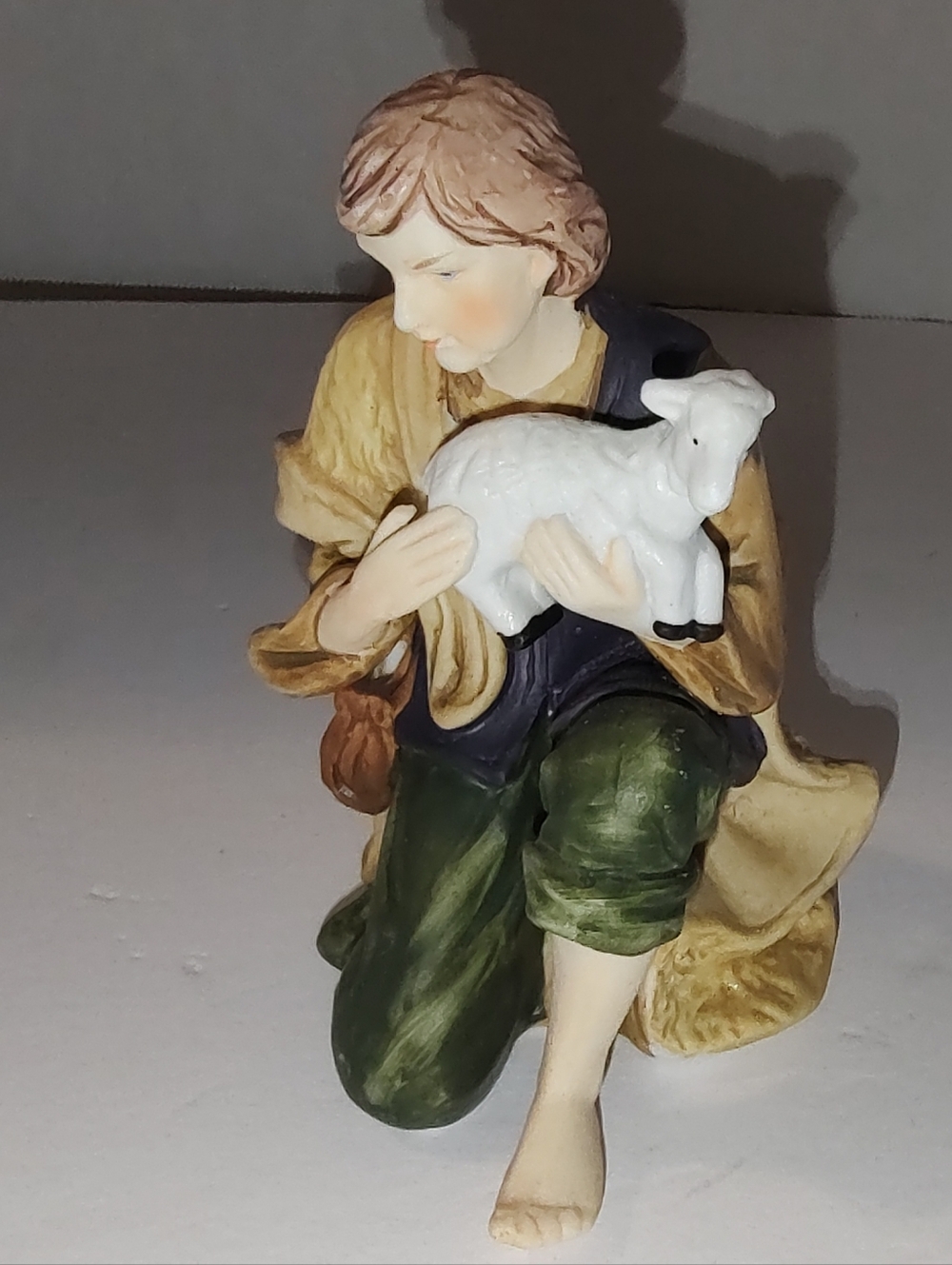 Christmas Holiday Nativity Set Ceramic Replacement Shepherd w Lamb (Gs4)